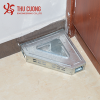 Piège à souris multi-vivants avec couvercle solide transparent Boîte à rats triangulaire en métal Piège à souris d'angle antiparasitaire sans danger