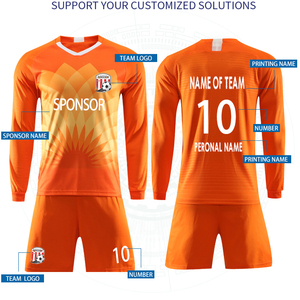 Ensemble maillot de football bleu à manches longues pour homme avec accents orange et short noir - Product Image 3