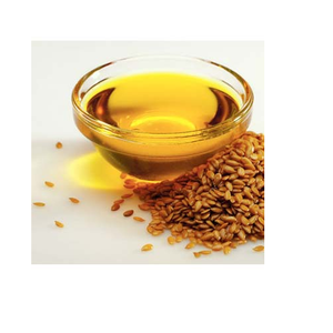 Venta caliente 2024 Venta a granel Color amarillo pálido Aceite de semilla esencial de apio puro al mejor precio - Product Image 1