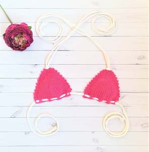 Top de Bikini Tejido a Crochet Bliss Hecho a Mano - Product Image 1