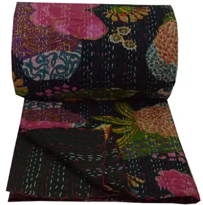 手工制作的Kantha被子可逆毯子美丽的花卉印花图案设计师Kantha被子在不同的时尚颜色