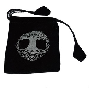 Pochette noire avec arbre de vie imprimé: pochette noire avec arbre de vie imprimé à vendre bijoux pierre emballage cadeau - Product Image 1