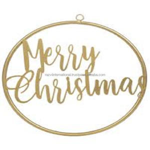 Couronne de Noël murale en métal, design moderne, faite à la main, écologique, avec ornement festif de houx pour décorations de fêtes - Product Image 4