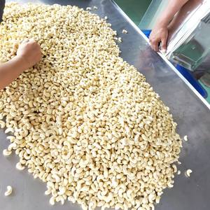 Prix des noix de cajou biologiques de qualité supérieure délicieuses pour les noix de cajou grillées produites au Vietnam - Product Image 3