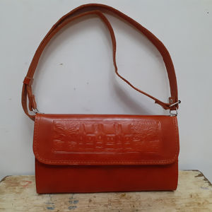 Bolso de mano informal de cuero de cebú genuino de Madagascar, decoración de Rayas de estilo plano con cierre de cremallera de rafia y Asa de algodón - Product Image 1