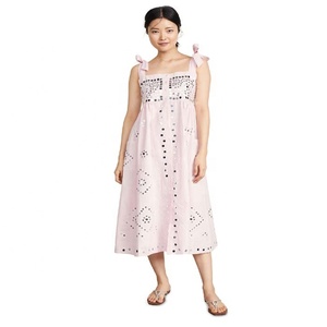 Vestido Midi Ajustado en Línea A para Mujer, Color Rosa Claro, con Lentejuelas Bordadas, Sin Mangas, con Tirantes, Perfecto para la Noche - Product Image 1