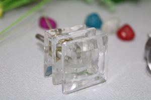 Bouton d'armoire en résine transparente et cylindre et forme ronde Design moderne Quincaillerie de meubles de salon et tiroir de porte - Product Image 3