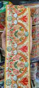 Robes de mariée florales en organza brodées à la main sur mesure lacets de 1 pouce de large dans des tailles assorties couleurs disponibles 4 manières de couleur - Product Image 4