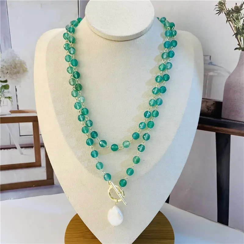 Perhiasan modis 2024 keluaran baru wanita kalung buatan tangan mutiara air tawar Barok kuarsa hijau alam perhiasan wanita