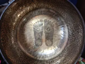 Foot Art Tibetan Singing bowls Manufacture in Nepal