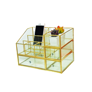 Boîte à bijoux en métal et verre à 2 niveaux boîte de rangement pour bijoux cosmétiques de forme carrée design avantageux d'Inde - Product Image 6