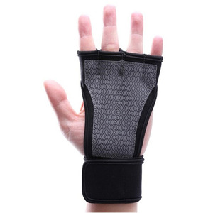 Gants de gymnastique réglables pour hommes femmes gants d'entraînement pour les sports de fitness et les compétitions d'haltérophilie en plein air pour les produits unisexes. - Product Image 3