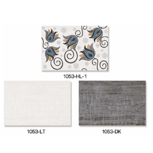 Carreaux de mur en céramique de conception de fleur de texture en bois de couleur noire 30x45cm - Product Image 1