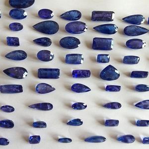 พลอยแทนซาไนต์สีน้ำเงินธรรมชาติ เกรด AAA รับรองโดย IGI - Product Image 1