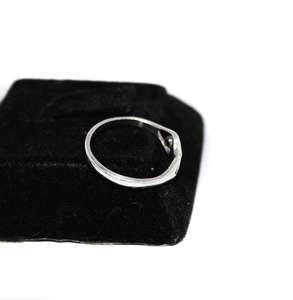 Anillo de Plata de Ley 925 con diseño liso, joyería fina hecha a mano - Product Image 5