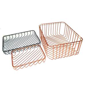 Cesta de almacenamiento de metal decorativa con pegatina colorida - Product Image 3