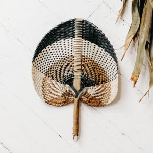 Abanico de mano plegable de bambú personalizado para invitados, recuerdos de boda, de seda, hoja de palma, COLOR NATURAL, vietnamita - Product Image 6