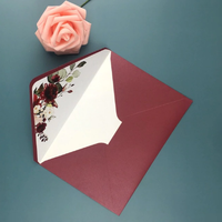 Enveloppe personnalisée Shimmer Pearl Paper A7 Enveloppes Ivoire et Bourgogne Blush Fleur rose pour carte d'invitation de mariage 5.3*7.7in