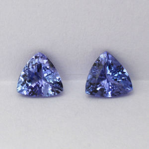 1.45 Ct Haute Qualité Naturel Bleu Tanzanite Paire 6 mm Trillion Cut Facettes Pierres Précieuses En Vrac pour Anneau Pendentif Fabricant De Bijoux - Product Image 3