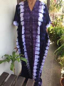 Vestido largo de lujo para mujer, caftán playero de manga larga con escote en V profundo - Product Image 3