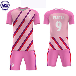 Uniforme de football entièrement imprimé, 100% polyester respirant à séchage rapide de haute qualité, vêtements de football, maillots pour hommes - Product Image 3