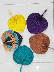 Abanico de bambú hecho a mano - Product Image 4