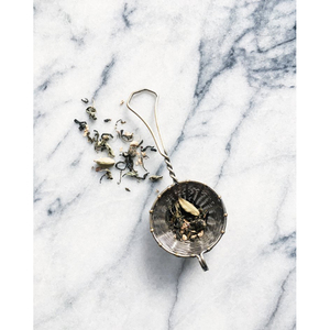 Infuseur à thé en laiton pur à 100 %, tissé à la main, maille fine, finition dorée minimaliste, panier profond, ustensiles de cuisine - Product Image 5