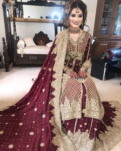 ชุดแต่งงานอินเดีย/ปากีสถานที่สวยงาม2019พร้อมด้วย zardozi เย็บปักแน่นเสื้อแจ็กเก็ต lehenga - Product Image 1