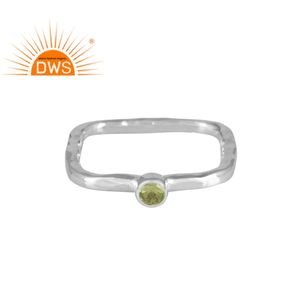 Anillo de piedras preciosas de peridoto de corte redondo, joyería fina de plata de ley Rectangular, de diseño, al por mayor - Product Image 1