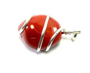 จี้หินที่มีคุณภาพสูงสุดสีแดงหินอาเกตจี้คริสตัลบำบัดห้อยคอหินอัญมณีก้อนเล็กๆขายส่ง - Product Image 1