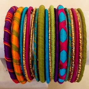 Juego de pulseras de hilo de seda multicolor, joyería de imitación de seda hecha a mano, de la mejor calidad - Product Image 1