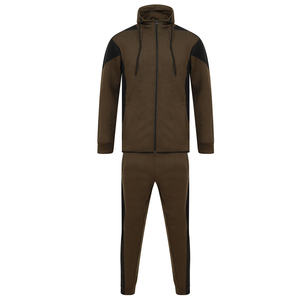 Último Diseño al por Mayor, Conjuntos Deportivos Ligeros y Transpirables para Hombre, Ropa Deportiva de Verano para Exteriores - Product Image 4