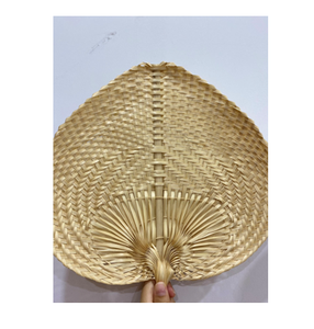 Abanico de Mano de Verano / Abanico de Mano Tejido con Forma de Corazón / Abanico de Rafia de Ratán y Paja Tejido a Mano - Product Image 1