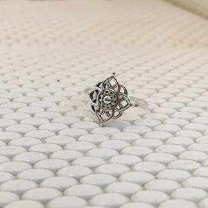 Anillo único de Plata de Ley 925 hecho a mano de alta calidad, diseño liso con diamante para fiesta de boda, hermoso estilo para dedos - Product Image 4