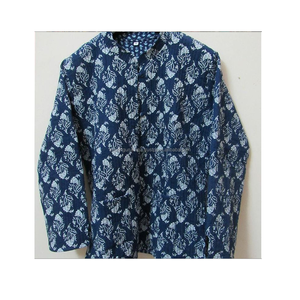 Veste Kantha tissée à la main Veste vintage réversible imprimée Indigo avec rembourrage en coton et broderie tricotée traitée - Product Image 3