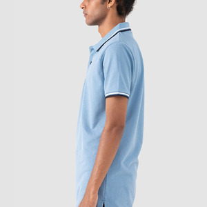 Polo de algodón de manga corta azul claro para hombre, con cuello a rayas en contraste, informal, de punto, clásico, elegante, suave, para verano - Product Image 2