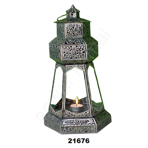 Lanterne en verre de fer en métal marocain de conception unique pour la décoration à la maison - Product Image 2