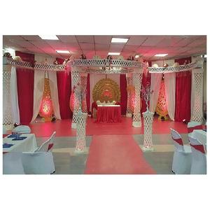 Cérémonie de mariage hindoue Kalyana Mandapam, colonnes en cristal design, décoration de mandap de mariage, mandap luxueux pour les mariages du sud, LONDRES - Product Image 1