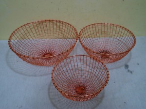 New Design Hot Sale Iron Storage Metal Mesh Grid Fruits Flower Mini <b>Basket</b> for Home Decoration - Product Image 6