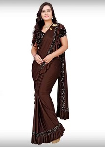 Saree de diseñador de estilo indio con volantes, Ropa de señora de bajo precio - Product Image 5