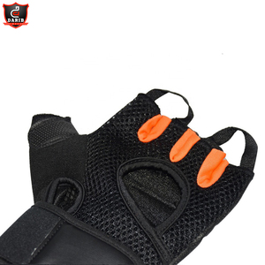 Gants de gymnastique noirs personnalisés professionnels pour l'haltérophilie gants de sport d'entraînement de fitness en gros - Product Image 6