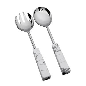 Outils de salade à poignée en bois et résine nouvellement conçus Serveur à salade en acier inoxydable Outils de cuisine de style vintage personnalisés Outils de service - Product Image 2
