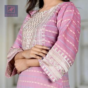 Hilo de alta calidad bordado trabajo manual indio pakistaní Kurti/Shalwar Kameez para verano - Product Image 6