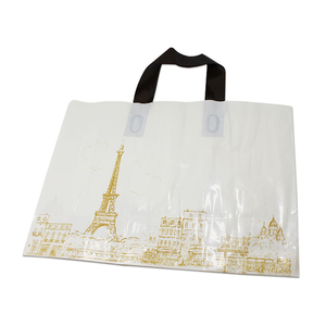Sacs à provisions en plastique Poly personnalisé, poignée à boucle souple, sac en plastique avec Logo personnalisé, fabriqué par HANPAK JSC - Product Image 6