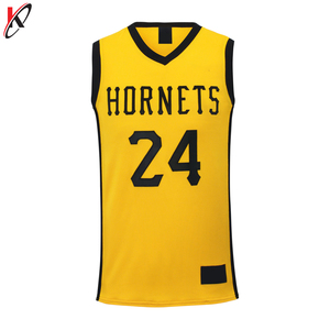 Vente en gros d'uniformes de basket-ball personnalisés pour adultes, maillots et shorts personnalisés, option de taille supérieure pour vêtements de sport d'équipe - Product Image 2