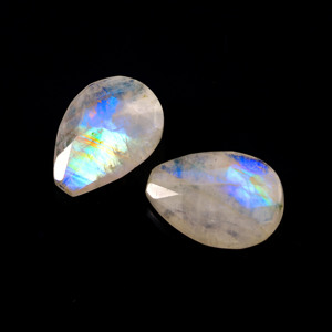 Piedra Lunar Natural con facetas de arcoíris, Briolette de pera, Gema suelta calibrada de tamaño 20x15mm para fabricación de joyas, precio al por mayor - Product Image 3