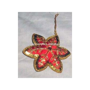 Adorno Navideño Tradicional Hecho a Mano con Zari - Product Image 1
