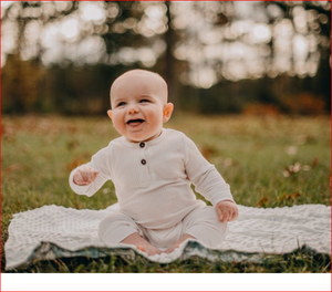 GOTS ได้รับการรับรองชุดรอมเปอร์ชุดเด็กผ้าฝ้ายอินทรีย์ 100% ชุดรอมเปอร์ทารกถักฟองชุดรอมเปอร์ขนาดใหญ่พร้อมการออกแบบที่กําหนดเอง - Product Image 2