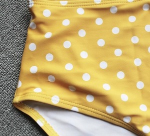 ชุดว่ายน้ำสองชิ้นสีดำสีขาวลูกไม้ขึ้นสำหรับเด็กผู้หญิงชุดว่ายน้ำจุดคลื่นสีเหลืองชุดบิกินี่เซ็กซี่สำหรับเด็กแฟชั่นใหม่ - Product Image 4