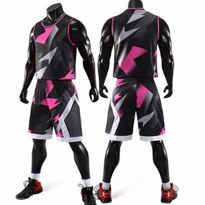 Venta al por mayor de ropa de baloncesto Reversible de alta calidad con tela de malla transpirable para equipos escolares y clubes uniforme de baloncesto - Product Image 1